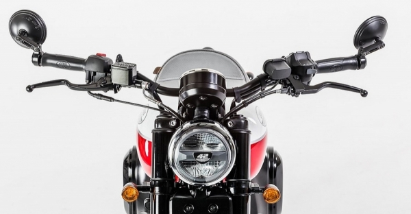 Jawa 42 Bobber Chopper