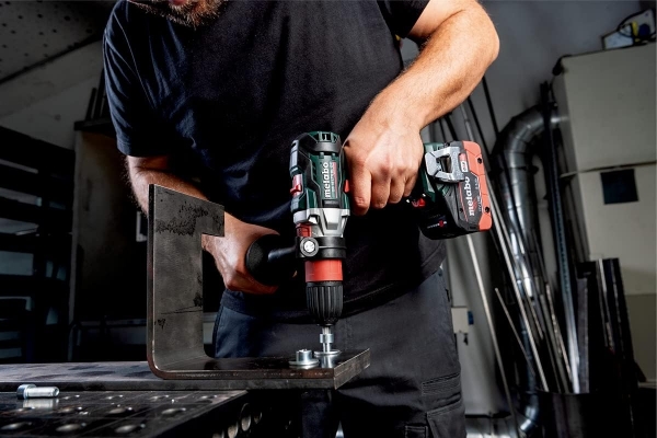 Metabo GB 18 LTX BL QI Solo Akülü Matkap (Aküsüz)