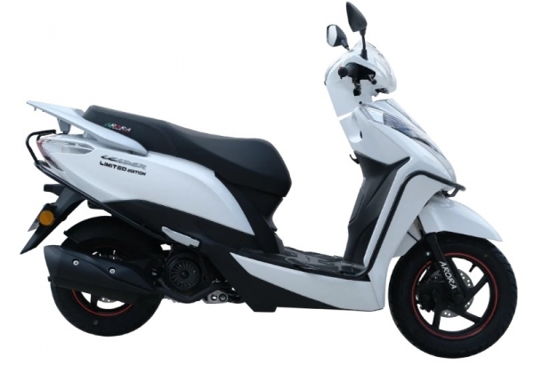 Arora Leader 50 Scooter