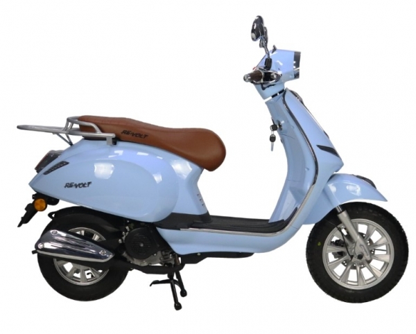 Revolt RS4 Scooter