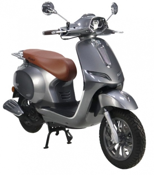 Revolt RS6 Scooter