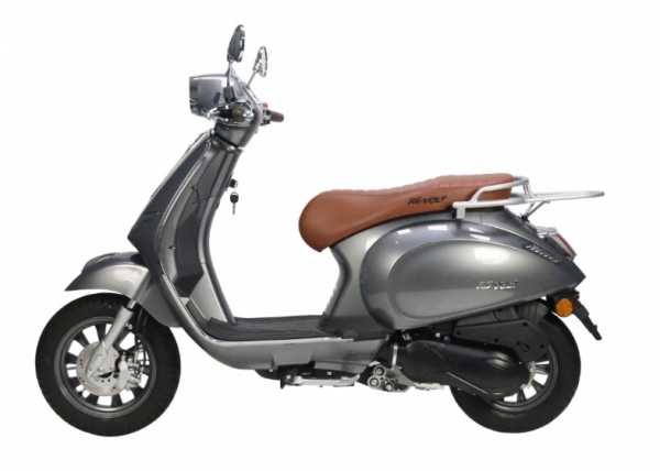 Revolt RS6 Scooter