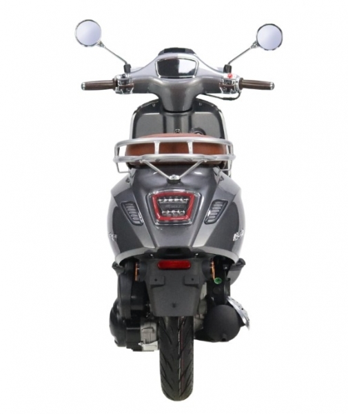 Revolt RS6 Scooter