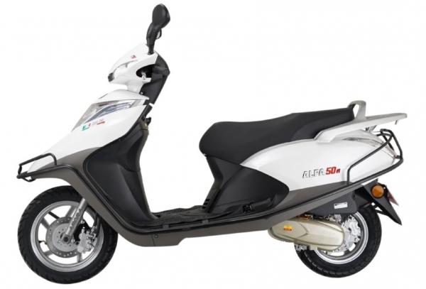 Arora Alfa 50 Scooter