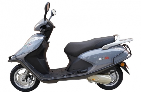 Arora Alfa 50 Scooter