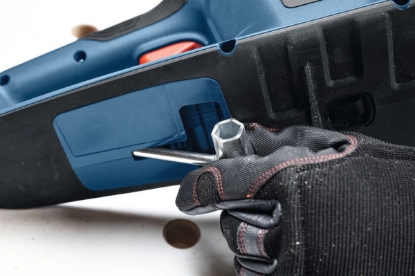 Bosch GKE 18V-40 Professional Solo Motorlu Testere