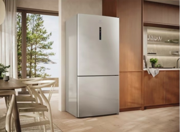 Electrolux LNT7MD58X Buzdolabı