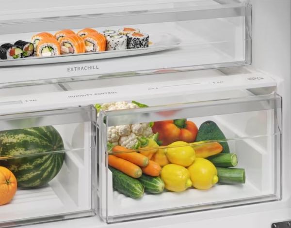 Electrolux LNT7MD58W Buzdolabı