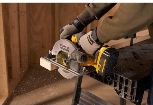 Stanley SFMCS500B-XJ Solo Daire Testere (Aküsüz)