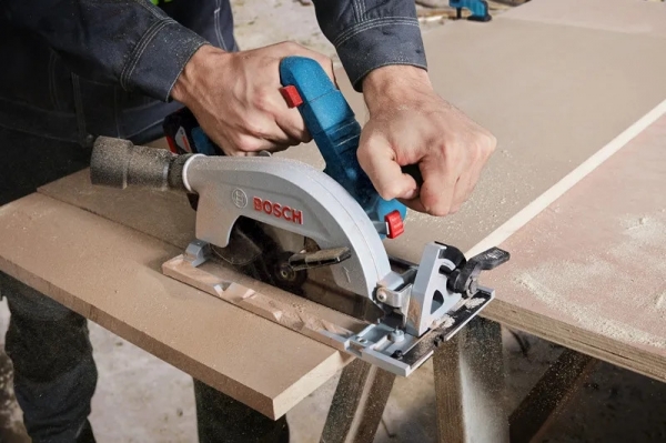 Bosch GKS 185-LI Professional Daire Testere (Akü Dahil / 3 Ah)