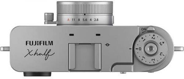 Fujifilm X Half Kompakt Fotoğraf Makinesi