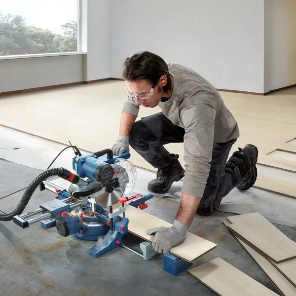 Bosch GCM 254 D Professional Gönye Testere