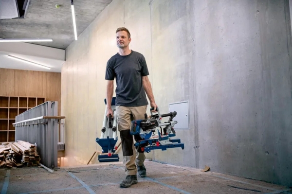 Bosch GCM 18V 216 DC Professional Solo Gönye Testere