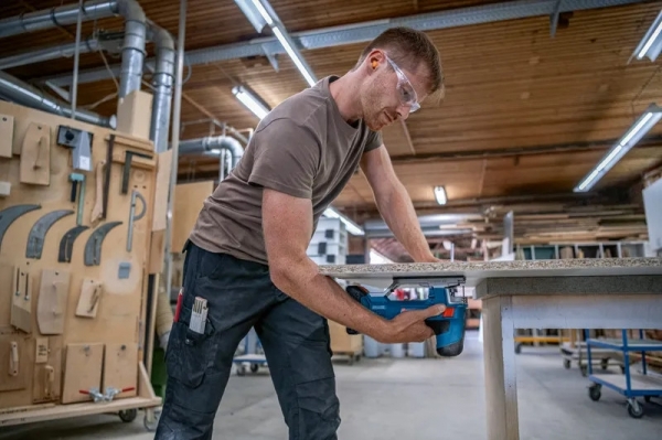 Bosch GST 18 V-155 SC Professional Dekupaj Testere (Akü Dahil / 5.5 Ah)
