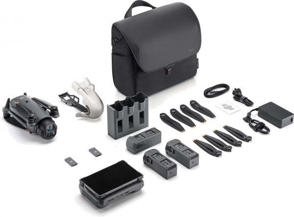 DJI Mavic 4 Pro Creator Combo Drone