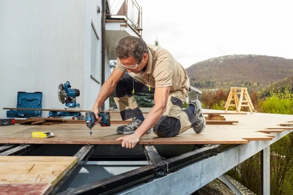 Bosch GDR 18V-200 C Professional Akülü Somun Sıkma (1 Akülü / 3 Ah)