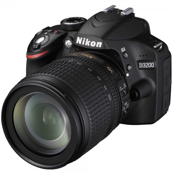 Nikon D3200 18-105mm DSLR Fotoğraf Makinesi