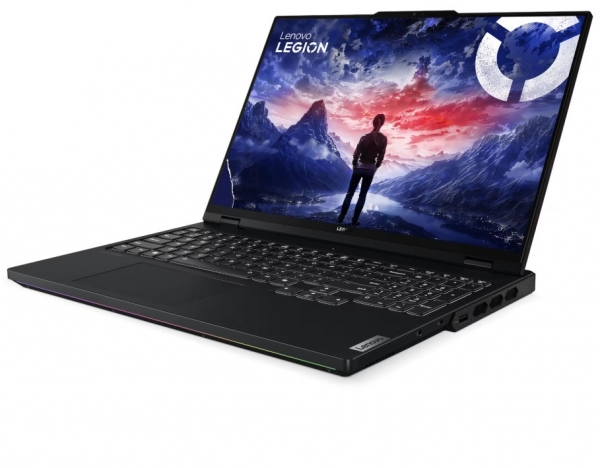 Lenovo Legion Pro 7 83DE002KTREP5 Laptop
