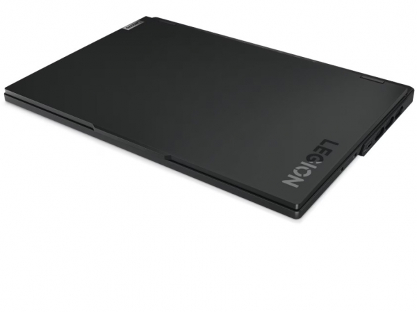 Lenovo Legion Pro 7 83DE002KTREP5 Laptop