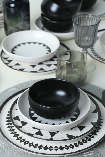 Keramika Black Pattern Nordic 24 Parça Yemek Takımı
