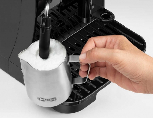 DeLonghi Magnifica Start ECAM12.121.B Kahve Makinesi