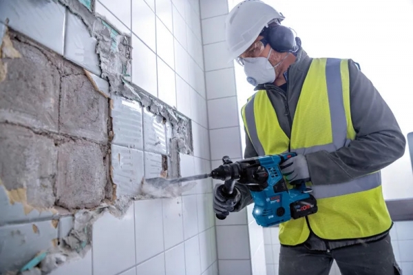 Bosch GBH 18V-28 C Professional 4Ah Akülü Kırıcı (1 Akülü / 4 Ah)