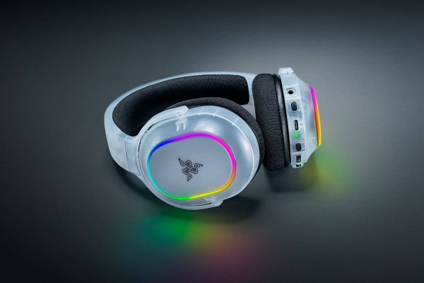 Razer Barracuda X Chroma Kablosuz Kulaklık