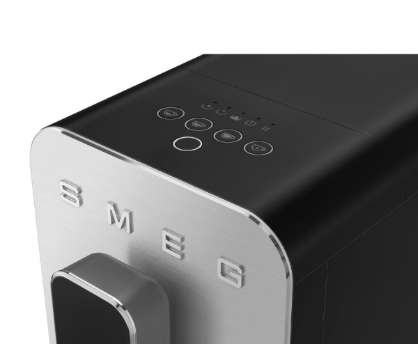 Smeg BCC11 Kahve Makinesi