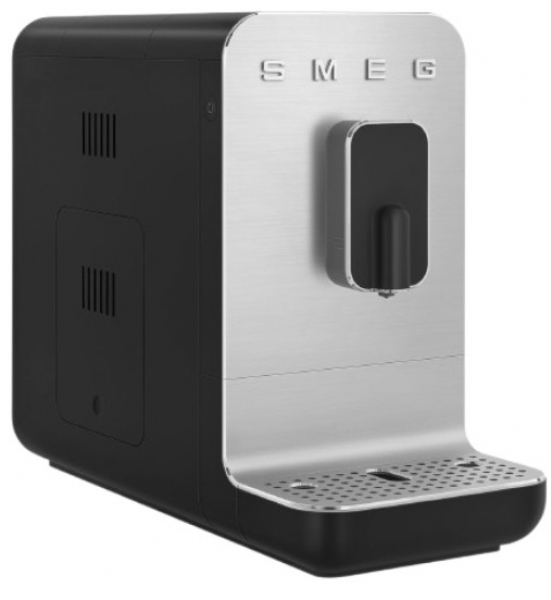 Smeg BCC11 Kahve Makinesi