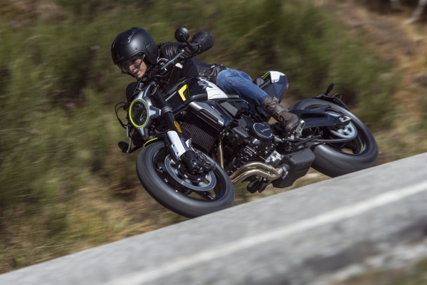 CFMOTO 700CL-X Sport Sport