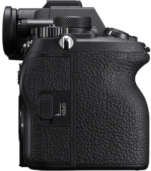 Sony A7 V Aynasız Fotoğraf Makinesi