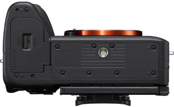 Sony A7 V Aynasız Fotoğraf Makinesi