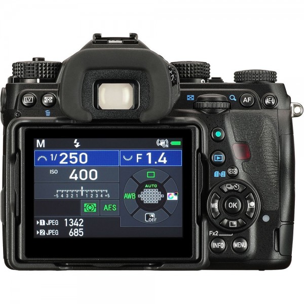 Pentax K-1 Mark II DSLR Fotoğraf Makinesi