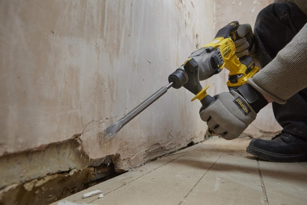 Stanley SFMCH900B-XJ Solo Akülü Kırıcı