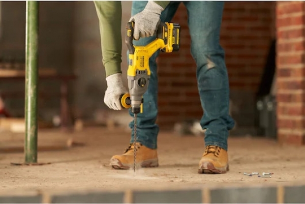Stanley SFMCH900B-XJ Solo Akülü Kırıcı