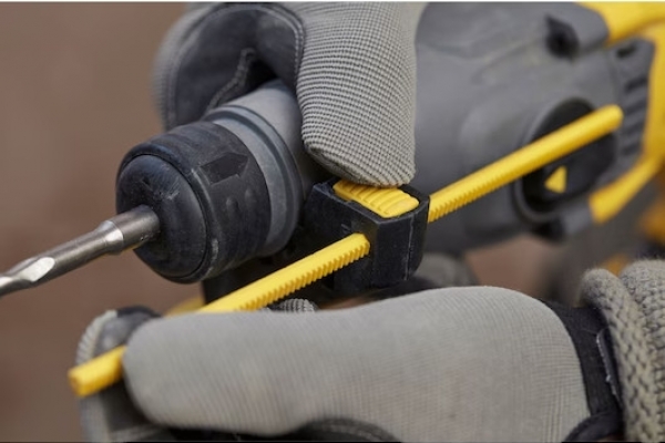 Stanley SFMCH900B-XJ Solo Akülü Kırıcı