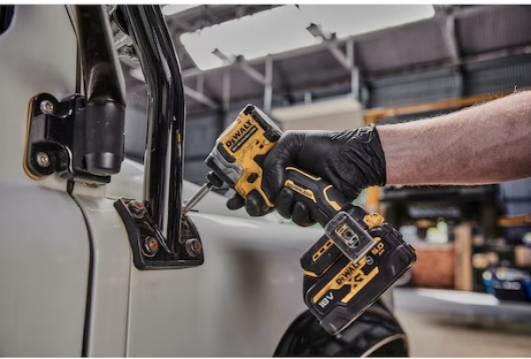 Dewalt DCF850N-XJ Solo Akülü Vidalama