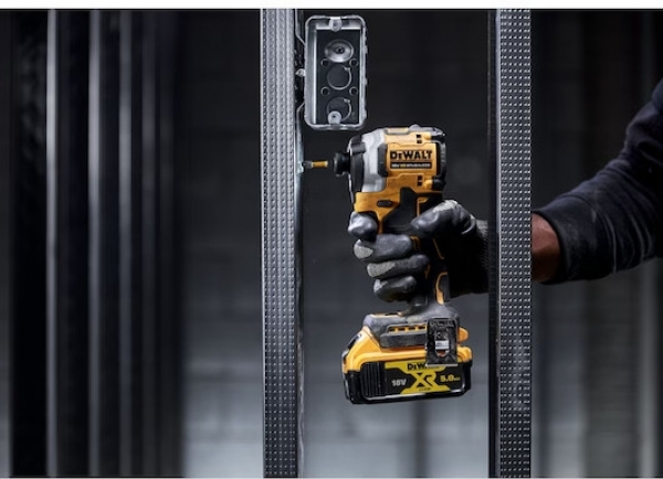Dewalt DCF850N-XJ Solo Akülü Vidalama