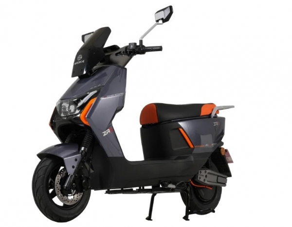 Arora ZR6 Scooter