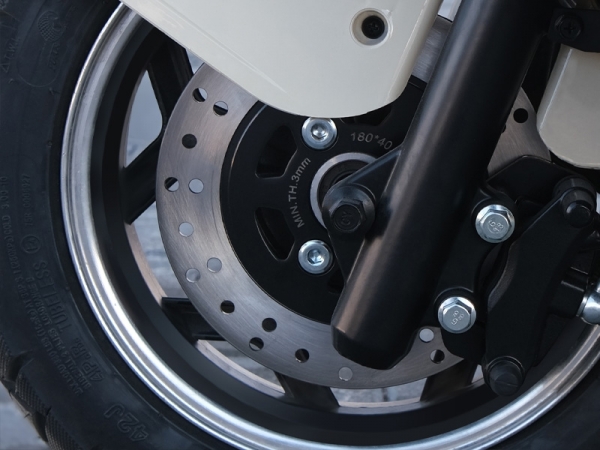 SFM IHLARA SF400 Moped
