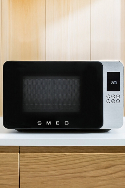 Smeg MOC01BK Mikrodalga Fırın