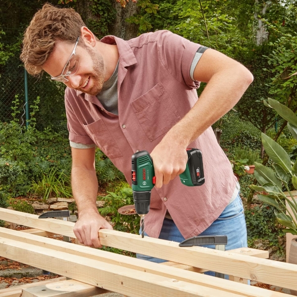 Bosch EasyDrill 18V-40 Solo Akülü Vidalama