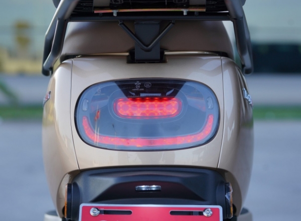 MotoLux Motolux Valencia Scooter