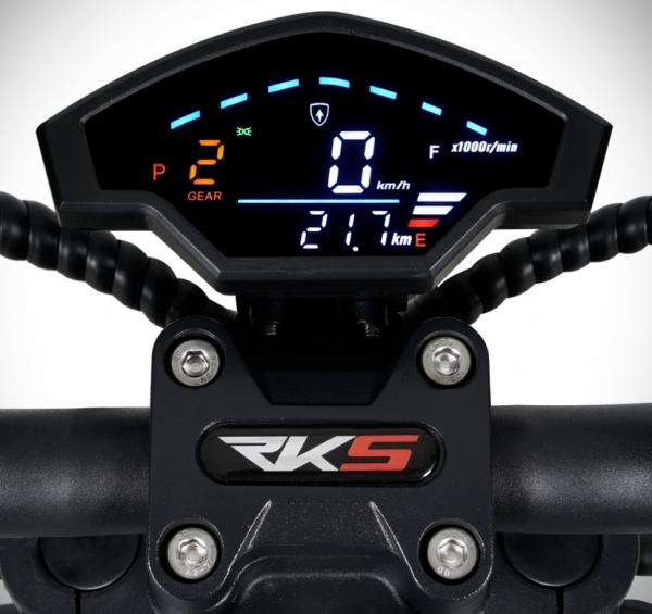 RKS M2 Scooter