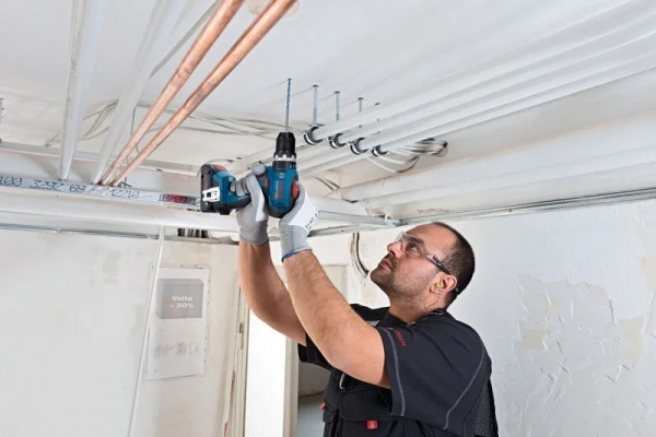Bosch GSB 18V-65 Professional Solo Akülü Matkap