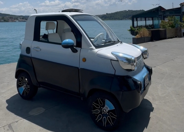 Reeder ReeV Fancy E-Car