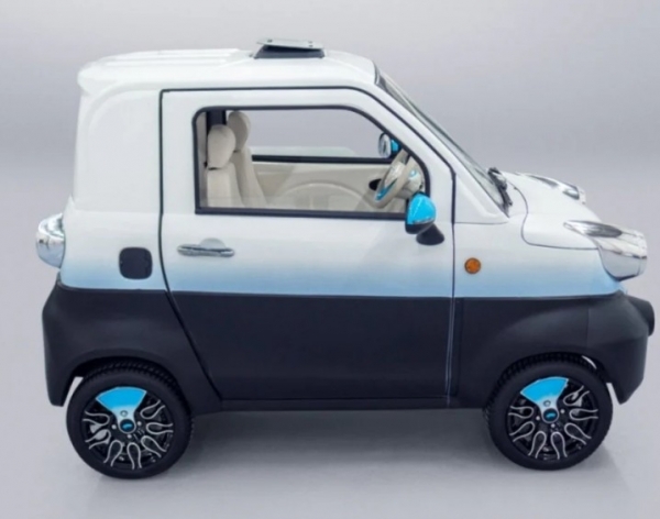 Reeder ReeV Fancy E-Car