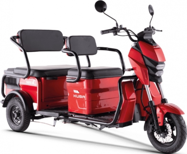 Kuba Optimus Moped
