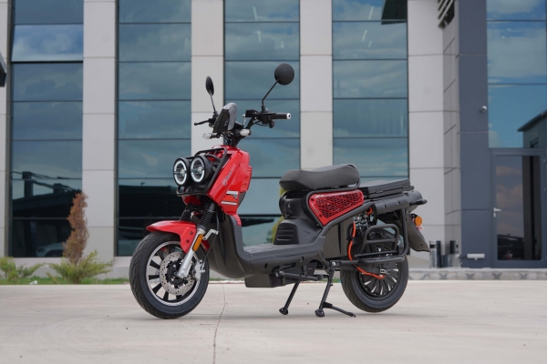 MotoLux Motolux Pitton 6000 Scooter