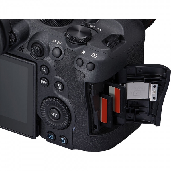 Canon EOS R6 Mark II 24-105mm Aynasız Fotoğraf Makinesi